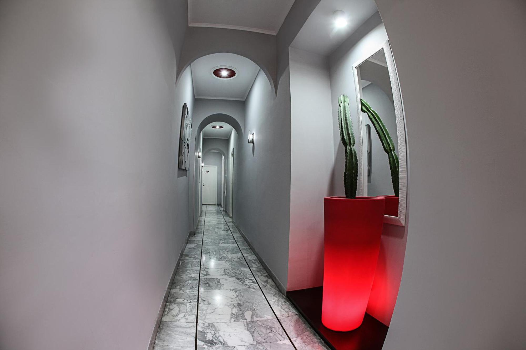H Rooms Boutique Hotel Napoli Eksteriør bilde